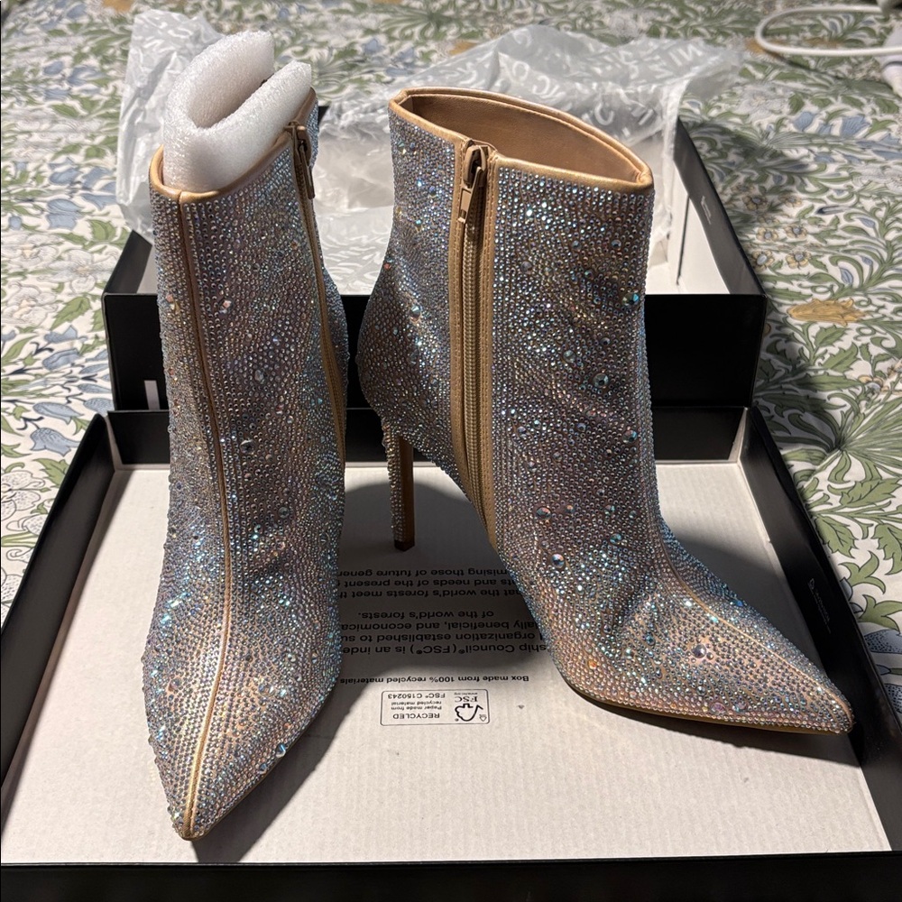 INC International Concepts AB Bling Silver Rhinestone Stiletto Heeled Booties 8